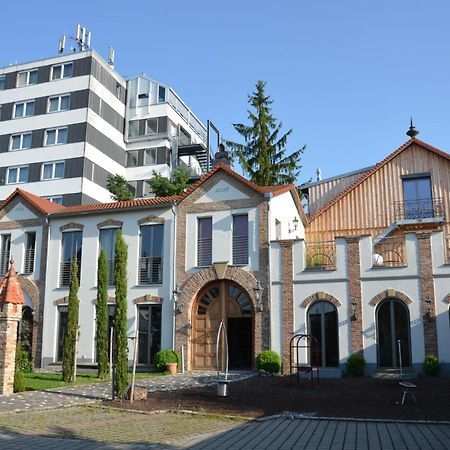אוגסבורג Ringhotel Alpenhof - Patchworkhotel מראה חיצוני תמונה