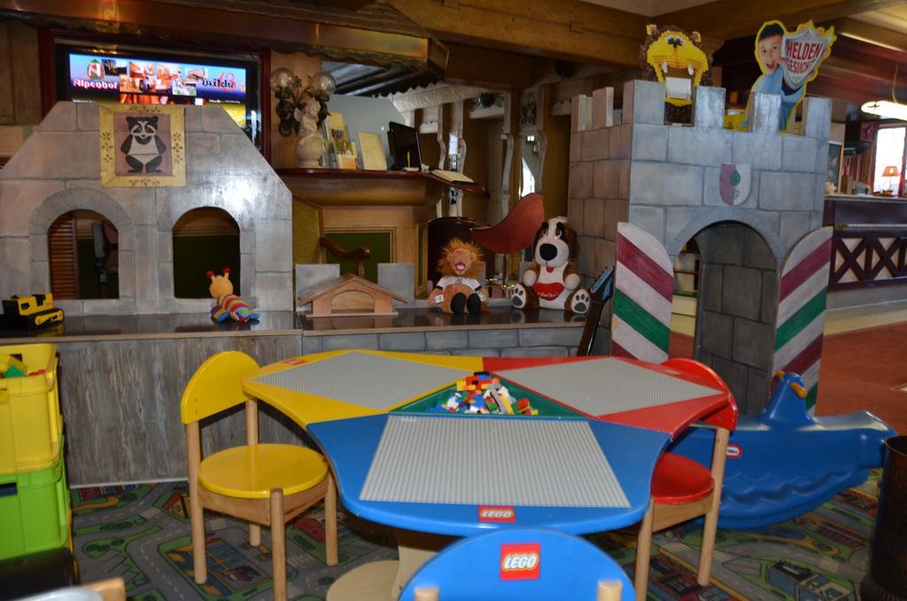 אוגסבורג Ringhotel Alpenhof - Patchworkhotel מראה חיצוני תמונה