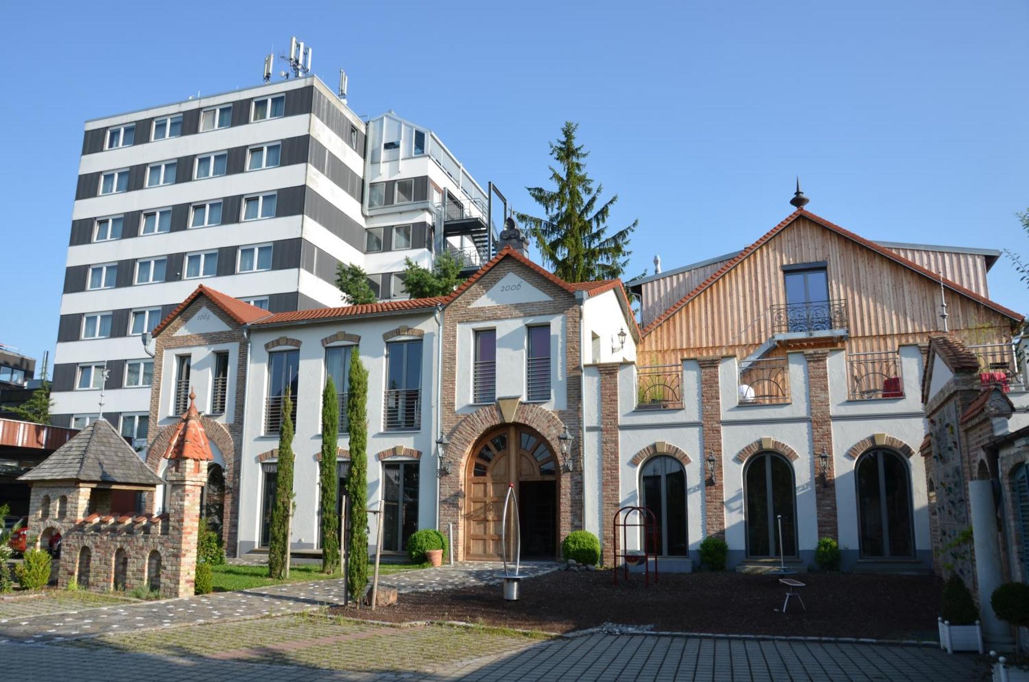 אוגסבורג Ringhotel Alpenhof - Patchworkhotel מראה חיצוני תמונה