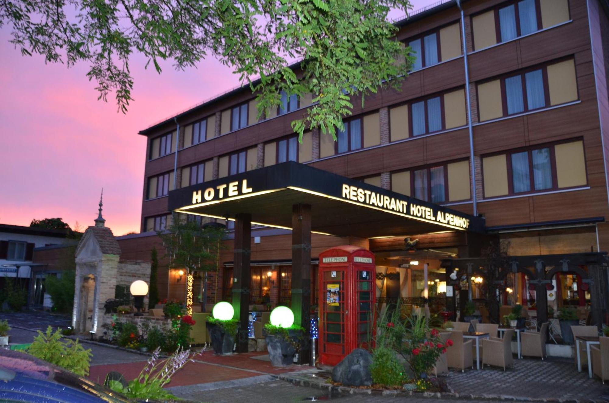 אוגסבורג Ringhotel Alpenhof - Patchworkhotel מראה חיצוני תמונה