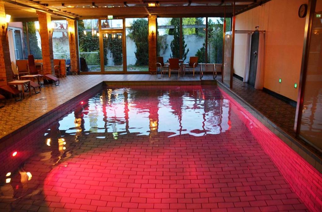 אוגסבורג Ringhotel Alpenhof - Patchworkhotel מראה חיצוני תמונה