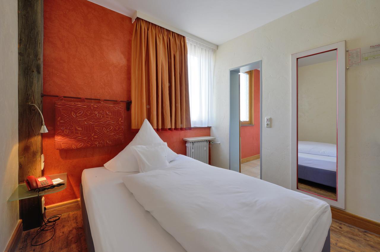 אוגסבורג Ringhotel Alpenhof - Patchworkhotel מראה חיצוני תמונה