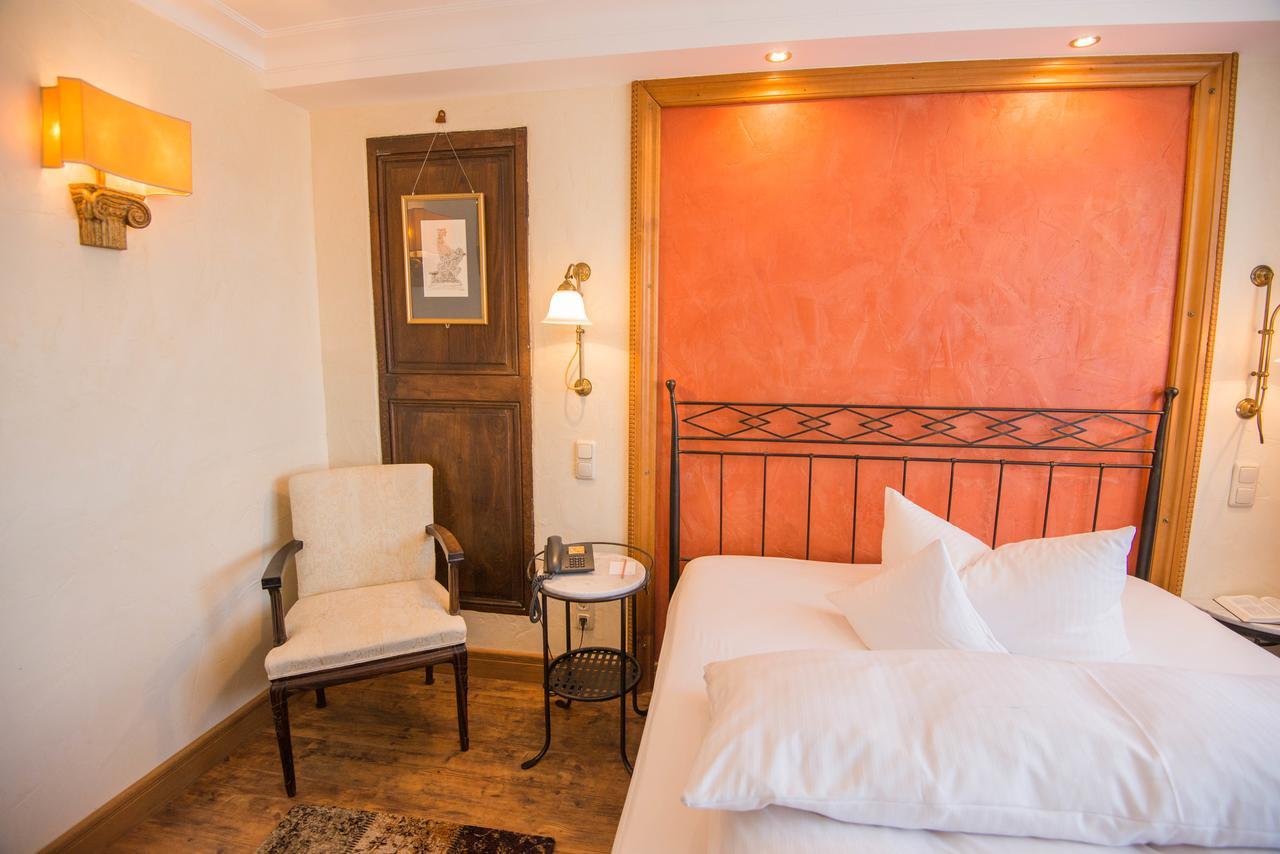 אוגסבורג Ringhotel Alpenhof - Patchworkhotel מראה חיצוני תמונה